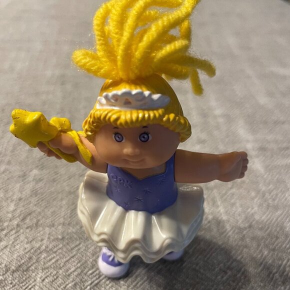 Vintage 1992 McDonald's Happy Meal Toy Cabbage Patch Kids: Ali Marie Tiny Dancer - Picture 1 of 4